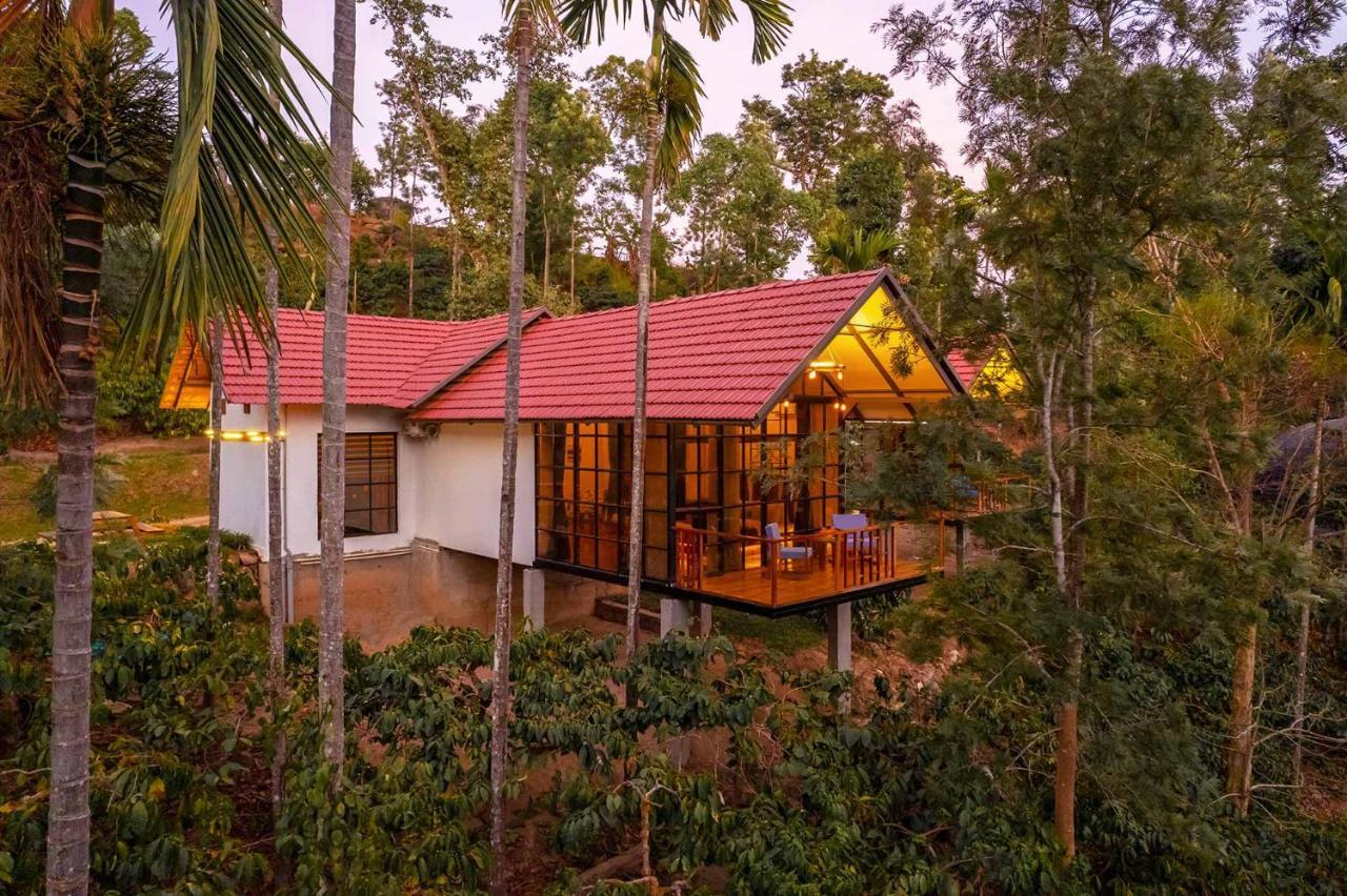 Stayvista At Cicada Chikmagalur 2Bhk Breakfast Included With Amazing View Exteriér fotografie